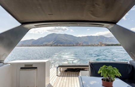 Leopard Catamarans / Robertson & Caine Leopard 23 - 3 + 1 cab. Maeva Star