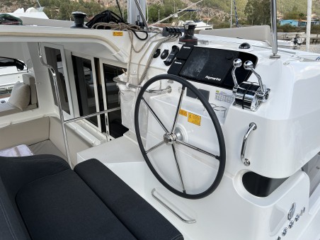 Lagoon-Bénéteau Lagoon 40 - 4 + 2 cab Sail Agena