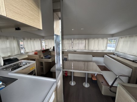 Lagoon-Bénéteau Lagoon 40 - 4 + 2 cab Sail Agena