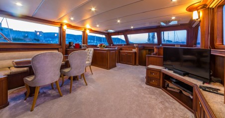 Custom Made Dea Del Mare Dea Del Mare