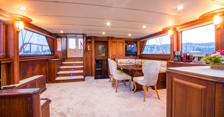 Custom Made Dea Del Mare Dea Del Mare