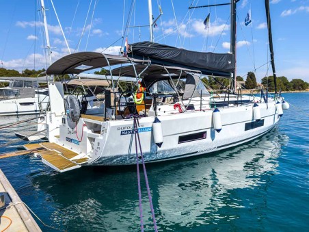 Dufour 470 Performance | Yacht Charter Croatia | Travelboat