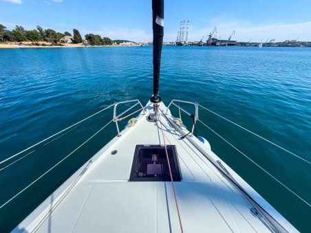Dufour 470 Performance | Yacht Charter Croatia | Travelboat