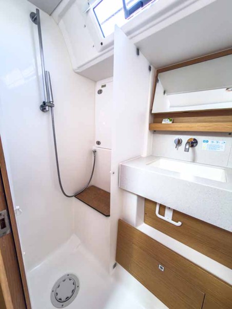 Dufour 470 Performance | Yacht Charter Croatia | Travelboat