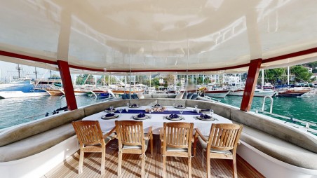 Unknown Diamond Lila Diamond Lila