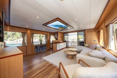 Custom Made Lila Trawler Lila Trawler