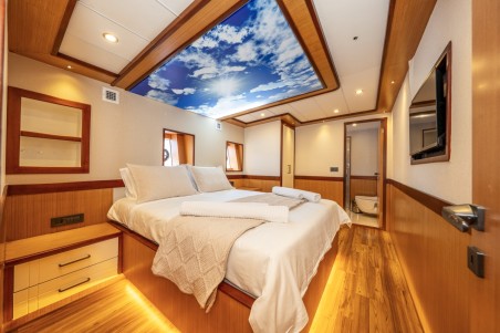 Custom Made Lila Trawler Lila Trawler