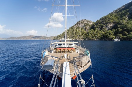 Unknown Queen Lila Queen Lila