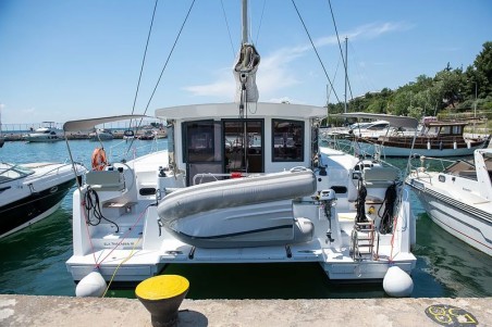 Bali Catsmart | Yacht Charter Greece | Travelboat