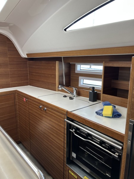 Elan Marine Elan Impression 45.1 Viki