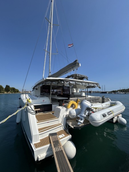 Fountaine Pajot Fountaine Pajot Astrea 42 - 4 + 2 cab. Jami