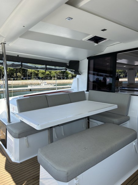 Fountaine Pajot Fountaine Pajot Astrea 42 - 4 + 2 cab. Jami