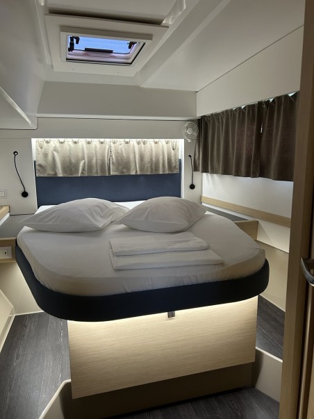 Fountaine Pajot Fountaine Pajot Astrea 42 - 4 + 2 cab. Jami