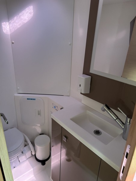 Fountaine Pajot Fountaine Pajot Lucia 40 - 4 cab. Go Earth I