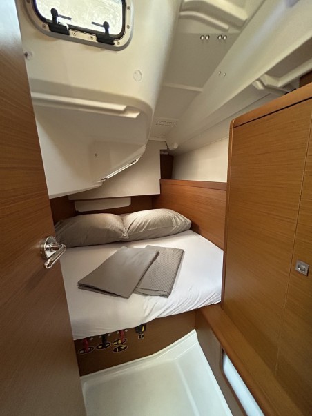 Sun Odyssey 349 | Yacht Charter Croatia | Travelboat