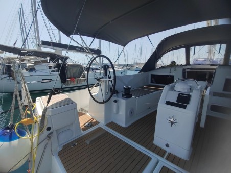 Jeanneau Sun Odyssey 440 - 4 cab. Leona