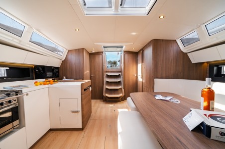 Sun Odyssey 455 | Yacht Charter Greece | Travelboat