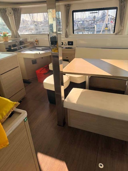 Lagoon 46 | Czarter jachtu Hiszpania | Travelboat