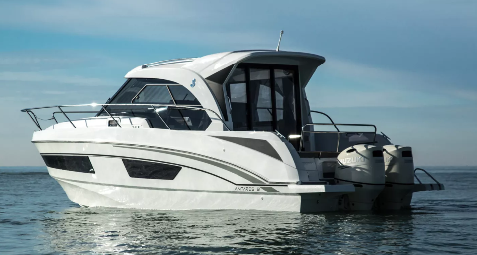 Bénéteau Antares 9 M&N