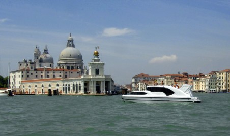 Houseboat Holidays Italia S.R.L. Minuetto 6 01