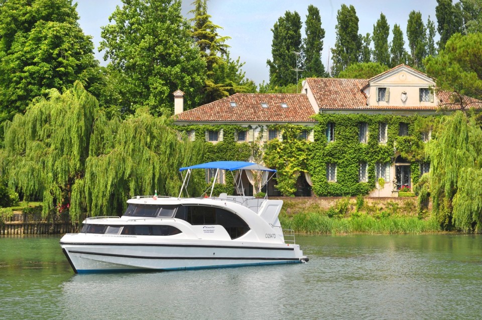 Minuetto 6 | Czarter jachtu Włochy | Travelboat