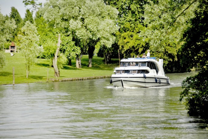 Houseboat Holidays Italia S.R.L. Minuetto 6 05