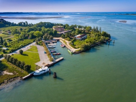 Minuetto 8 | Yacht Charter Italy | Travelboat