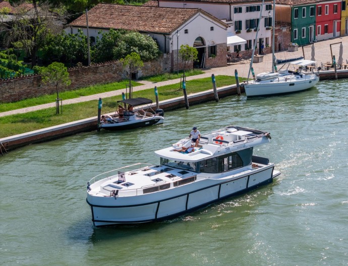 Delphia Yachts Poseidon 45 70