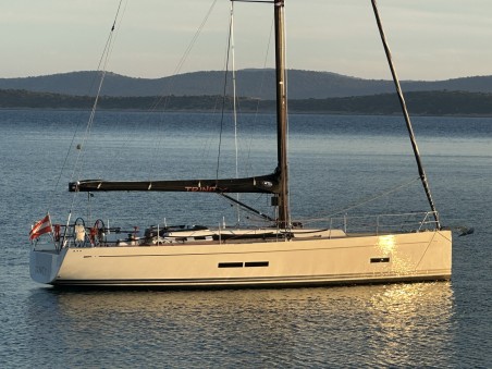 Solaris Yachts Solaris One 44 Trinity
