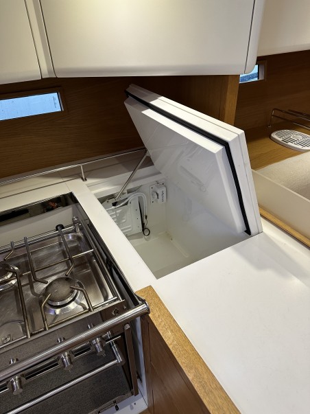 Solaris Yachts Solaris One 44 Trinity