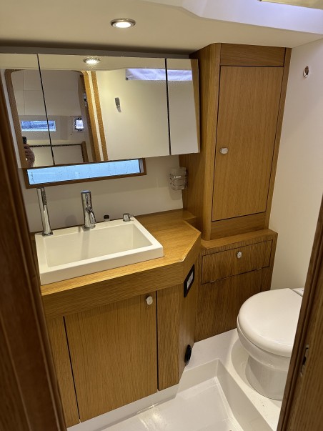 Solaris Yachts Solaris One 44 Trinity