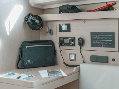 Bénéteau Oceanis 40.1 Neda