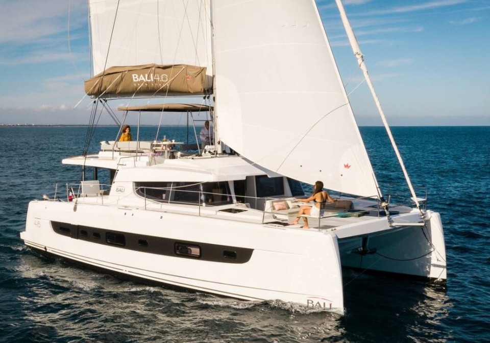 Catana Group Bali 4.6 - 5 + 1 cab. BRUNA