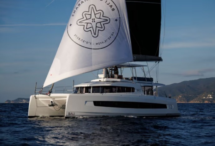 Catana Group Bali 5.2 - 6 + 2 cab. ANCHI