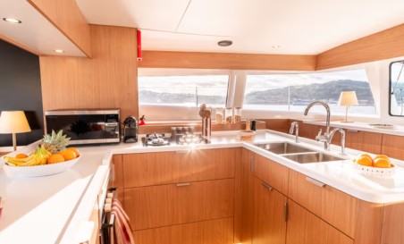 Catana Group Bali 5.2 - 6 + 2 cab. ANCHI