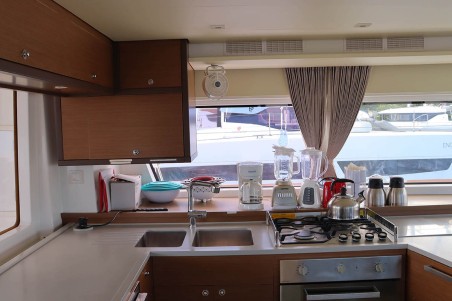 Lagoon-Bénéteau Lagoon 52 F - 5 + 2 cab. Happy Ours