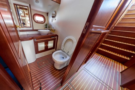 Goletta 20 | Yacht Charter Italy | Travelboat