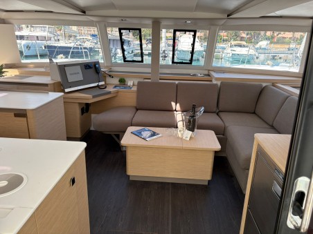 Fountaine Pajot Fountaine Pajot Astrea 42 Harley Quinn
