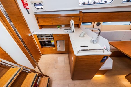 Hanse 410 | Yacht Charter Croatia | Travelboat