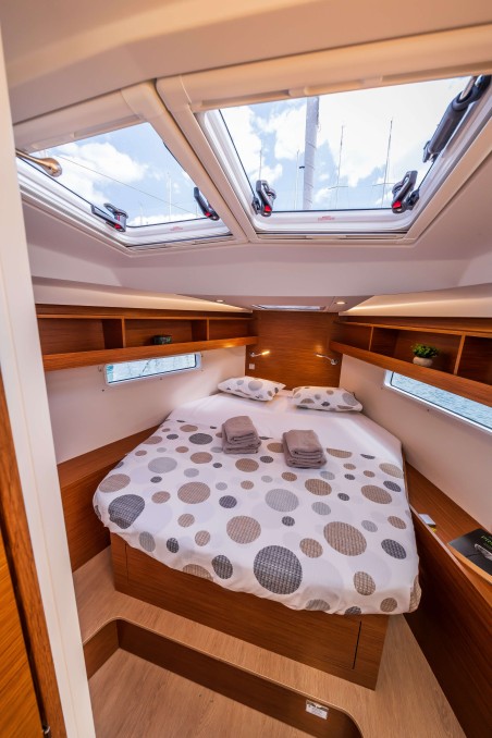 Hanse 410 | Yacht Charter Croatia | Travelboat