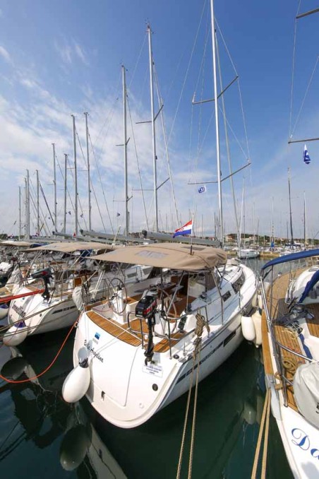 Bavaria Cruiser 37 | Czarter jachtu Chorwacja | Travelboat
