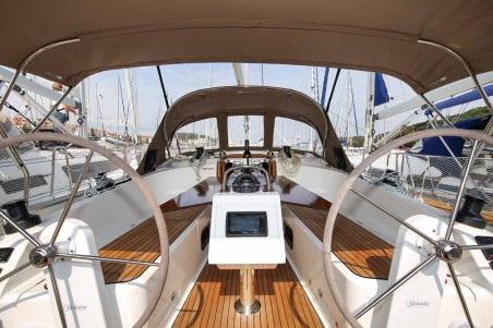 Bavaria Cruiser 37 | Czarter jachtu Chorwacja | Travelboat