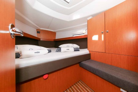 Bavaria Cruiser 37 | Czarter jachtu Chorwacja | Travelboat