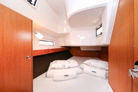 Bavaria Cruiser 37 | Czarter jachtu Chorwacja | Travelboat