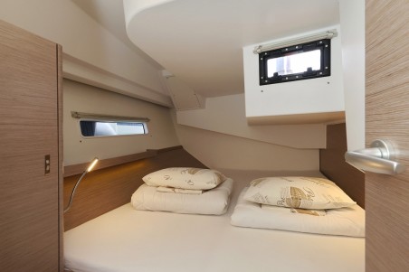 Hanse 410 | Yacht Charter Croatia | Travelboat