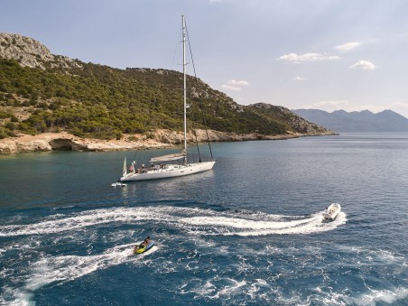 Aizu Aizu | Yacht Charter Greece | Travelboat