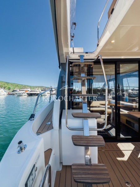 Bavaria Yachtbau Bavaria R40 Fly Neptun