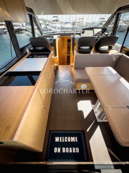 Bavaria Yachtbau Bavaria R40 Fly Neptun