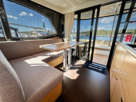 Bavaria Yachtbau Bavaria R40 Fly Neptun