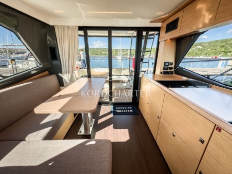 Bavaria Yachtbau Bavaria R40 Fly Neptun